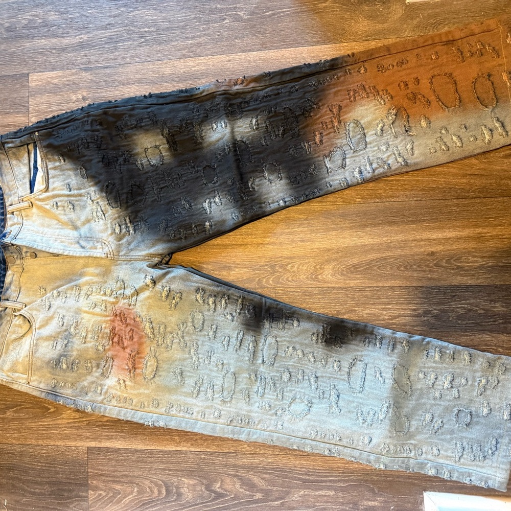 MNML Gray and Brown Relaxed Jeans with Unique Coloration